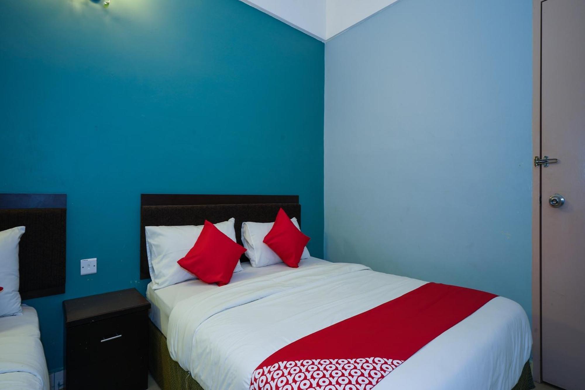 Hotel O Hotel Orchard Inn Lumut Eksteriør billede