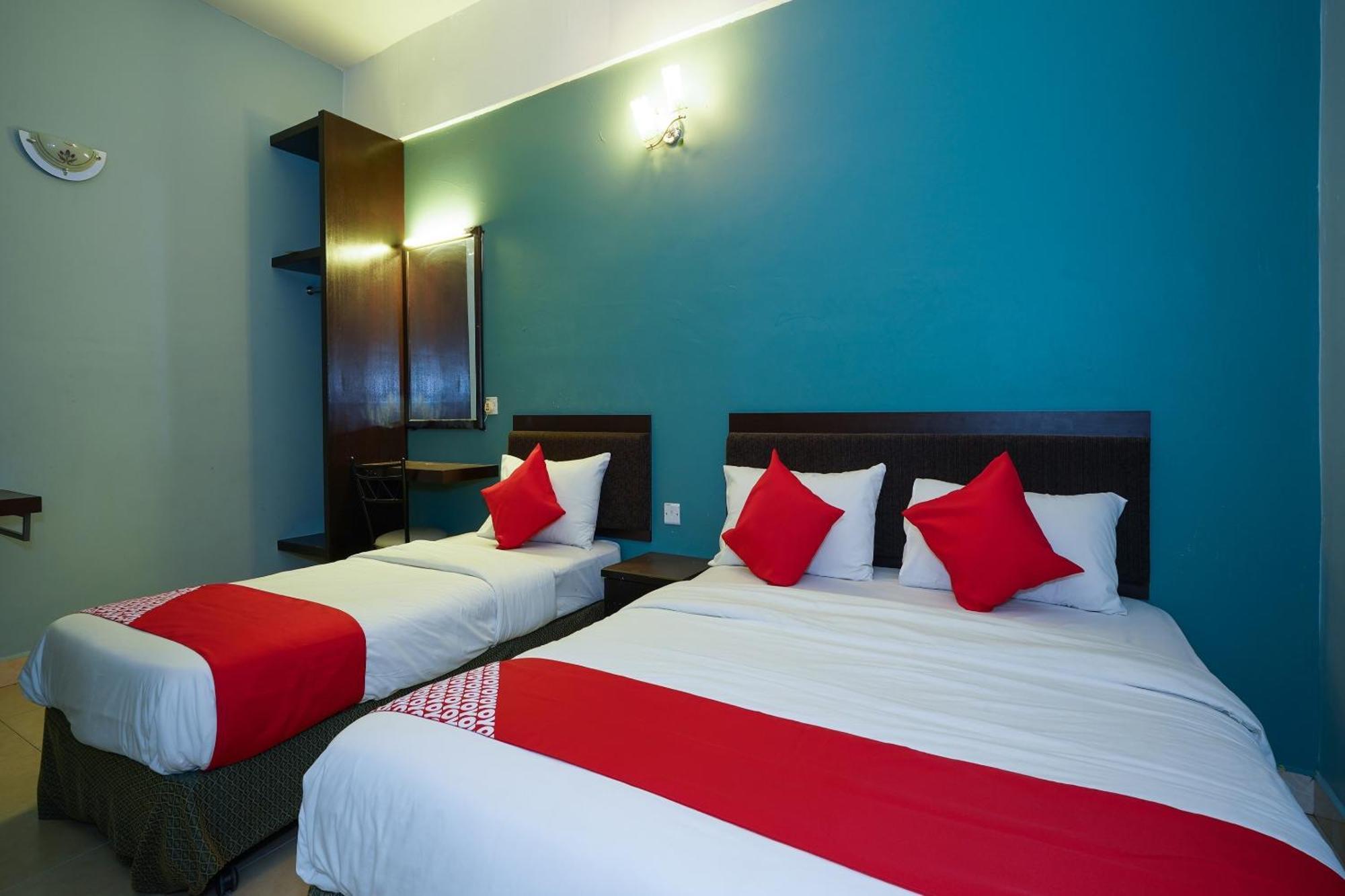 Hotel O Hotel Orchard Inn Lumut Eksteriør billede